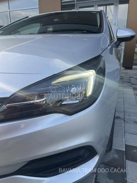 Opel Astra K 1.2 B 6MT