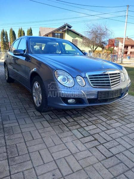 Mercedes Benz E 200 