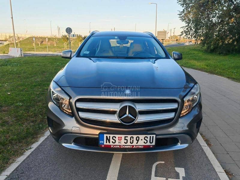 Mercedes Benz GLA 220 4 Matic