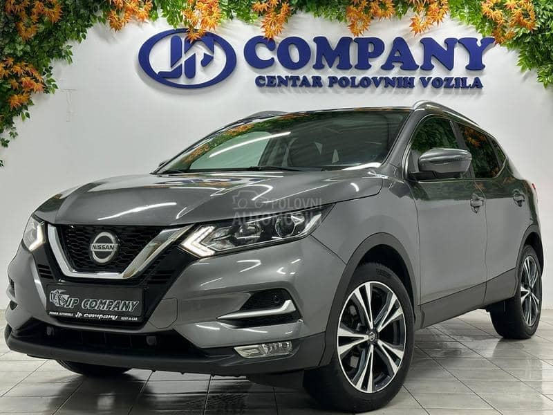 Nissan Qashqai 1.2 TEKNA PAN