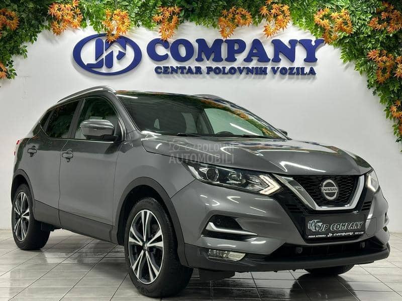 Nissan Qashqai 1.2 TEKNA PAN