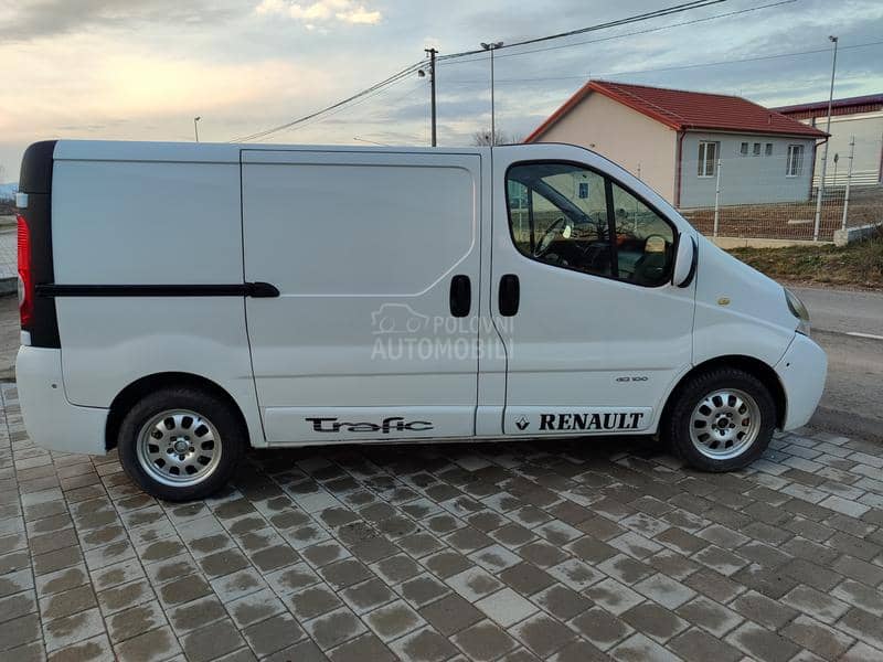 Renault Trafic 