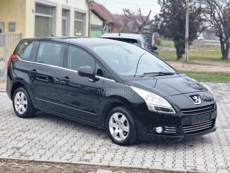 Peugeot 5008 N A V I