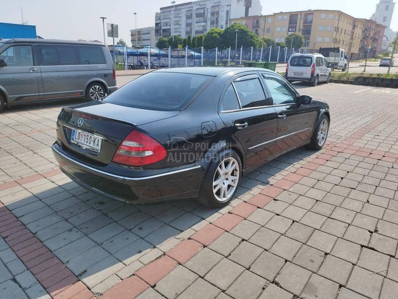 Mercedes Benz E 270 