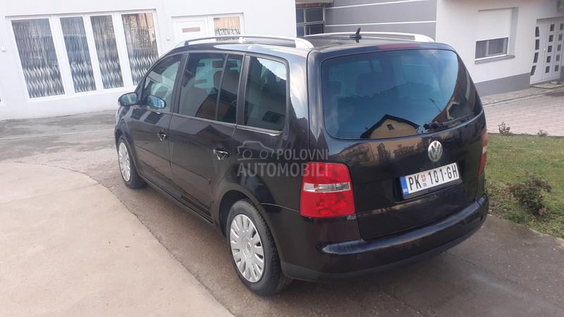 Volkswagen Touran 