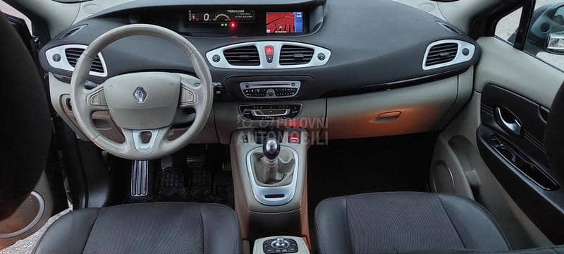 Renault Grand Scenic NAVVII