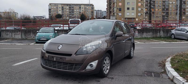 Renault Grand Scenic NAVVII