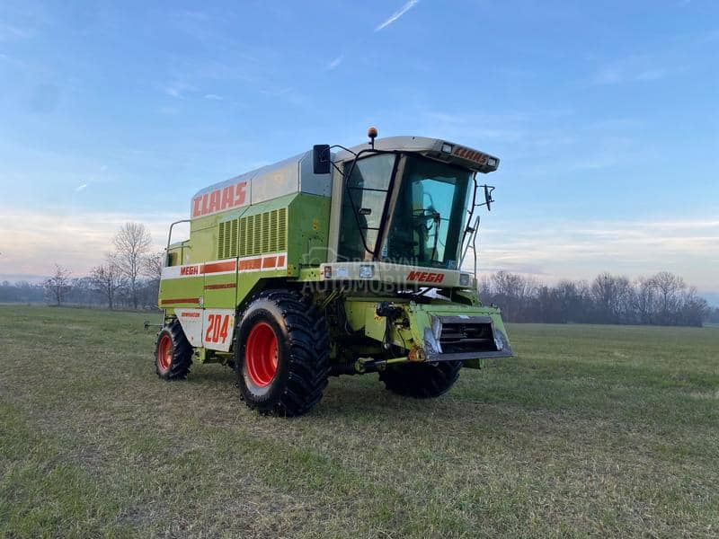 Claas Mega 204