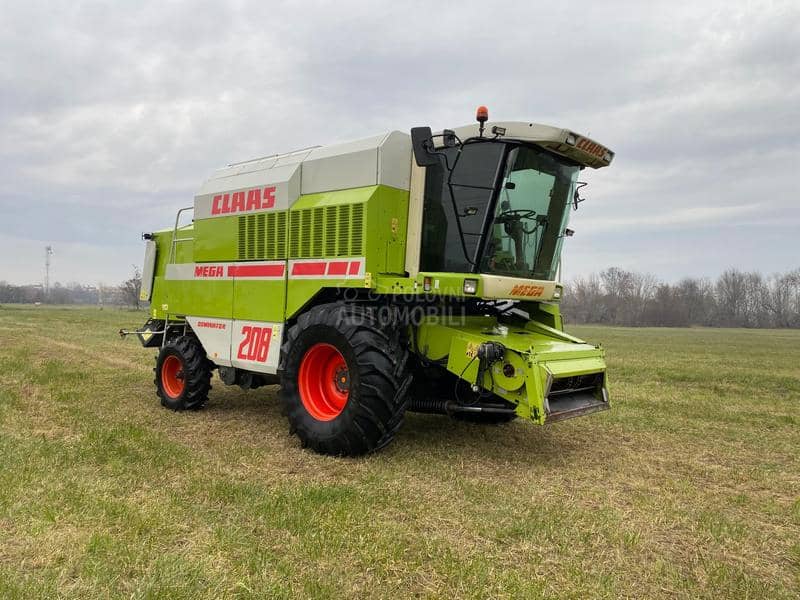 Claas Mega 204