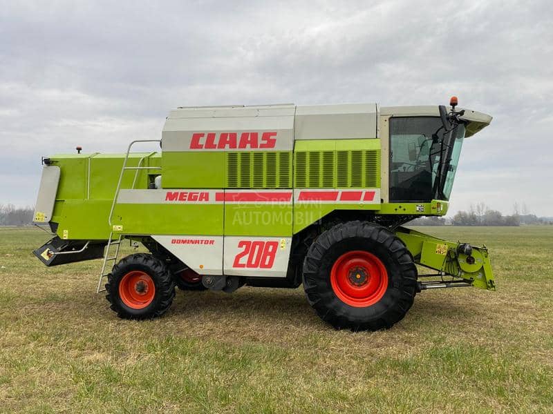 Claas Mega 204