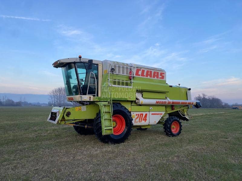 Claas Mega 204