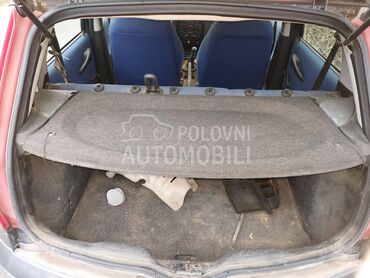 polica prtljaznika za Fiat Punto od 2000. do 2010. god.