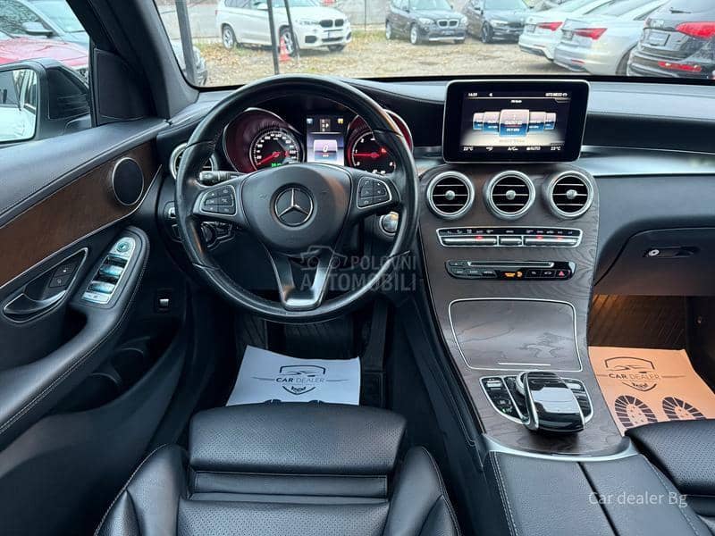 Mercedes Benz GLC 220 black/pano/kam/led