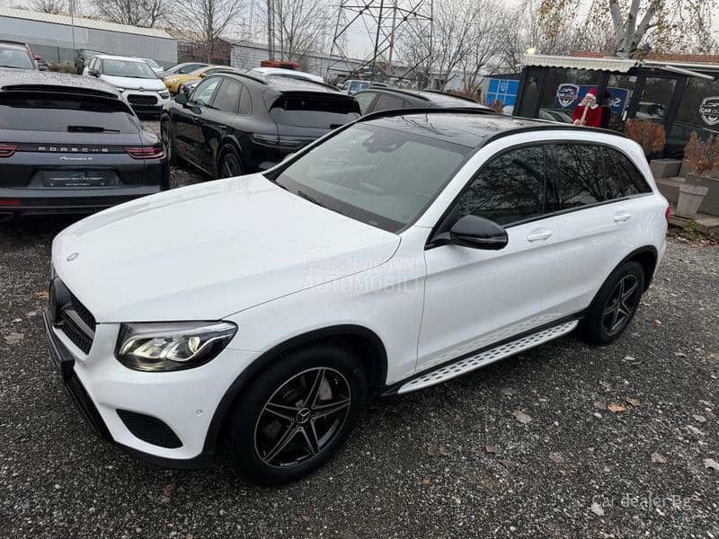 Mercedes Benz GLC 220 black/pano/kam/led