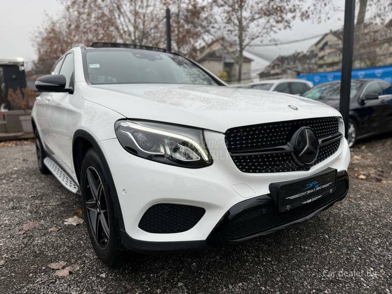 Mercedes Benz GLC 220 black/pano/kam/led