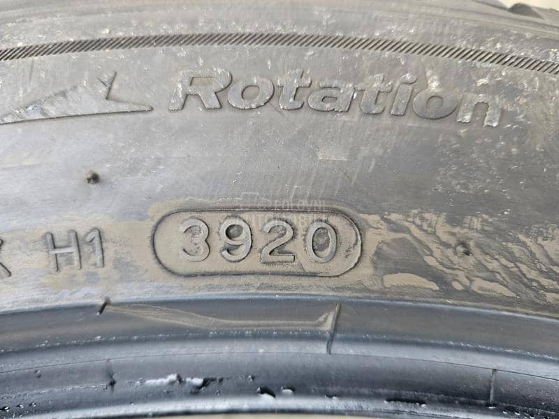 Hankook 275/40 R21 Zimska