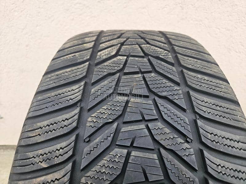 Hankook 275/40 R21 Zimska