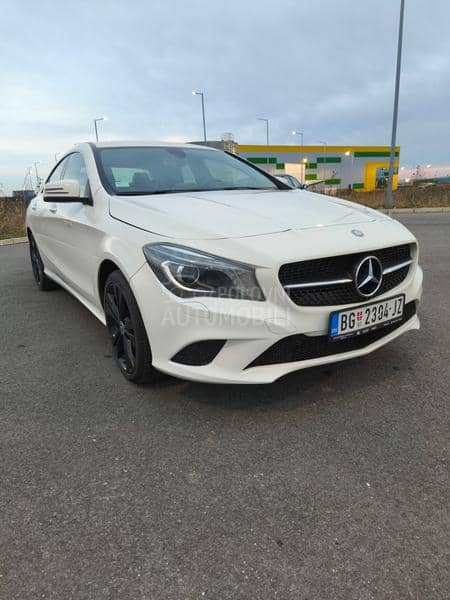 Mercedes Benz CLA 180 