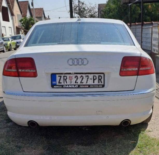 Audi A8 