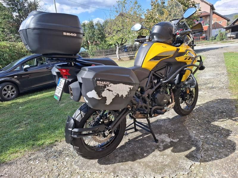 Benelli trk502x