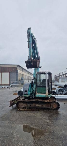 Kobelco SK 75