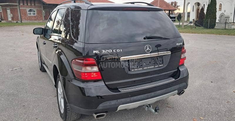 Mercedes Benz ML 320 7 G Tronic