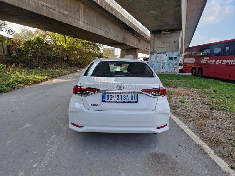 Toyota Corolla 1.5  VVTI CVT