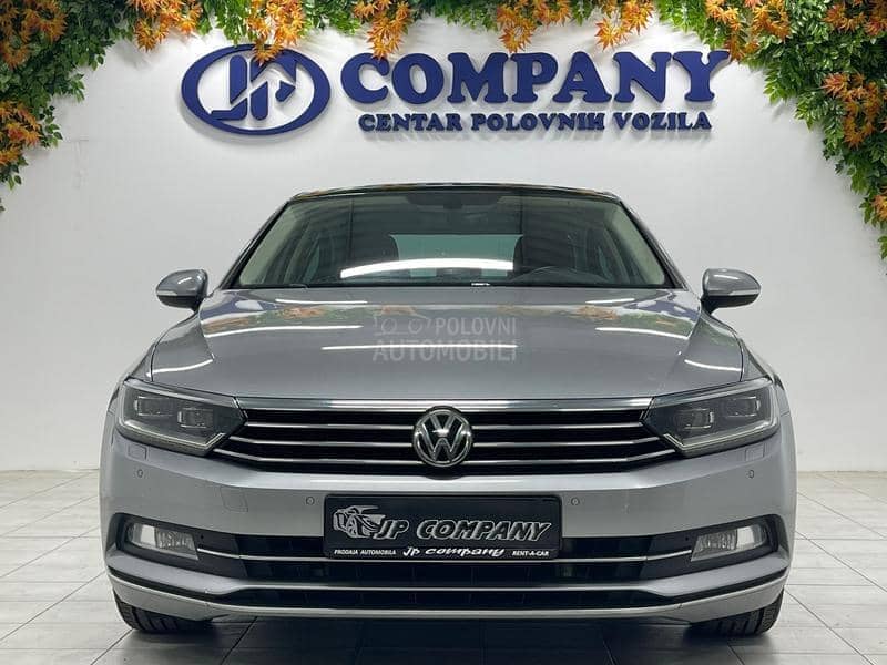 Volkswagen Passat B8 1.6 TDI HIGLINE PAN