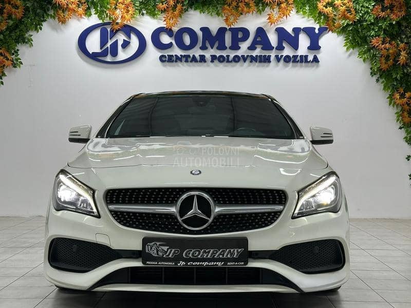 Mercedes Benz CLA 180 AMG LINE PAN AUT