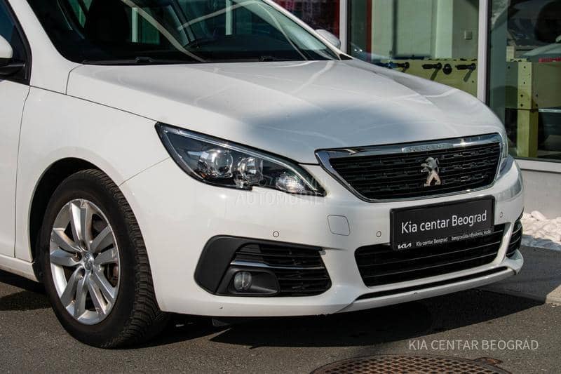 Peugeot 308 1.2 Active A/T