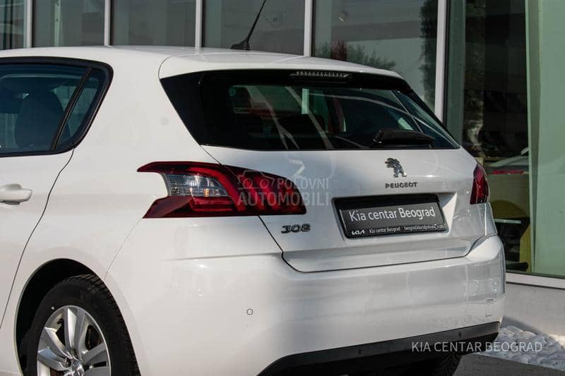 Peugeot 308 1.2 Active A/T