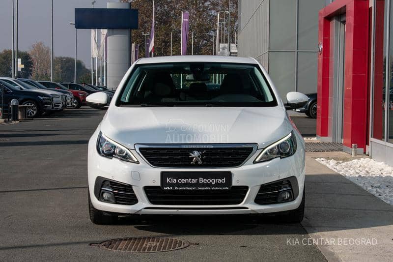 Peugeot 308 1.2 Active A/T