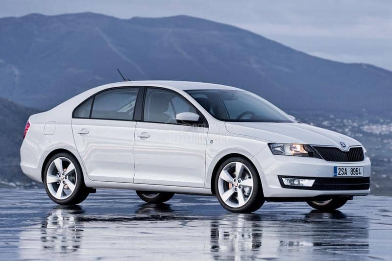 Škoda Rapid -  kompletan auto u delovima