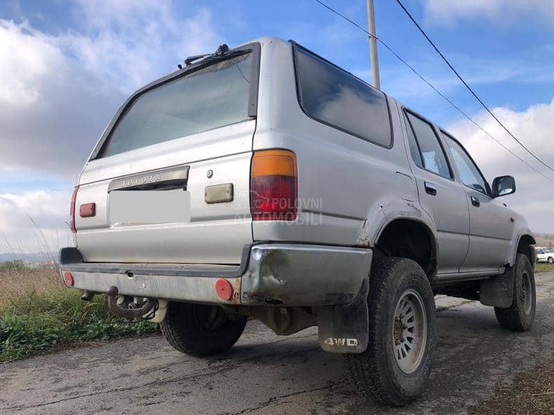 Toyota 4Runner V6 1991. god. -  kompletan auto u delovima