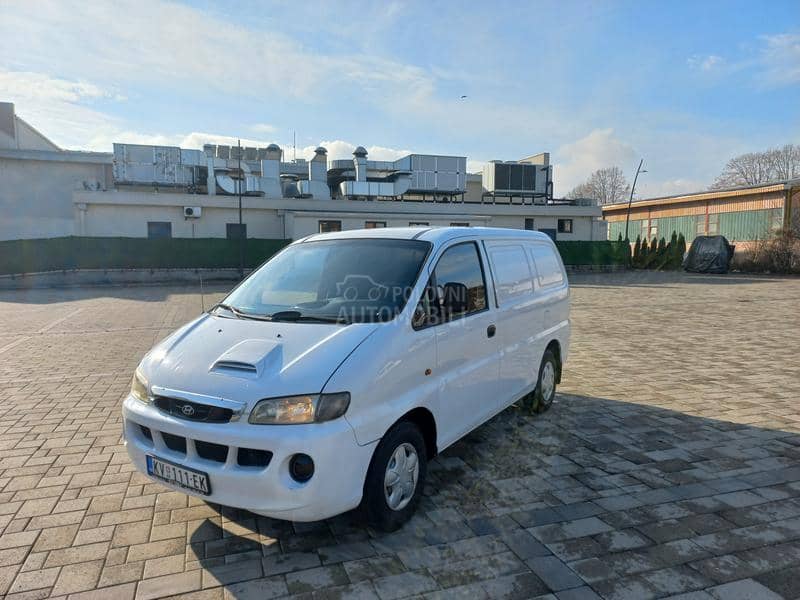 Hyundai H-1 2.5 DIZEL VLASSNIK