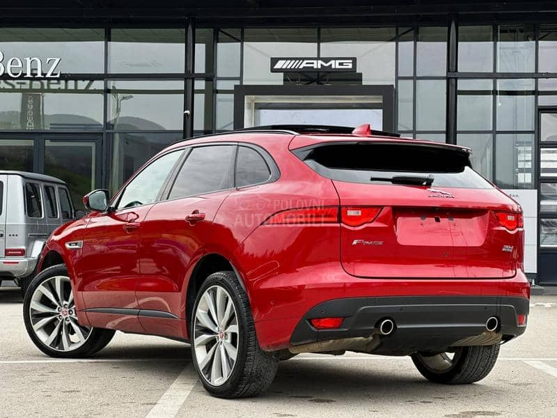 Jaguar F pace 