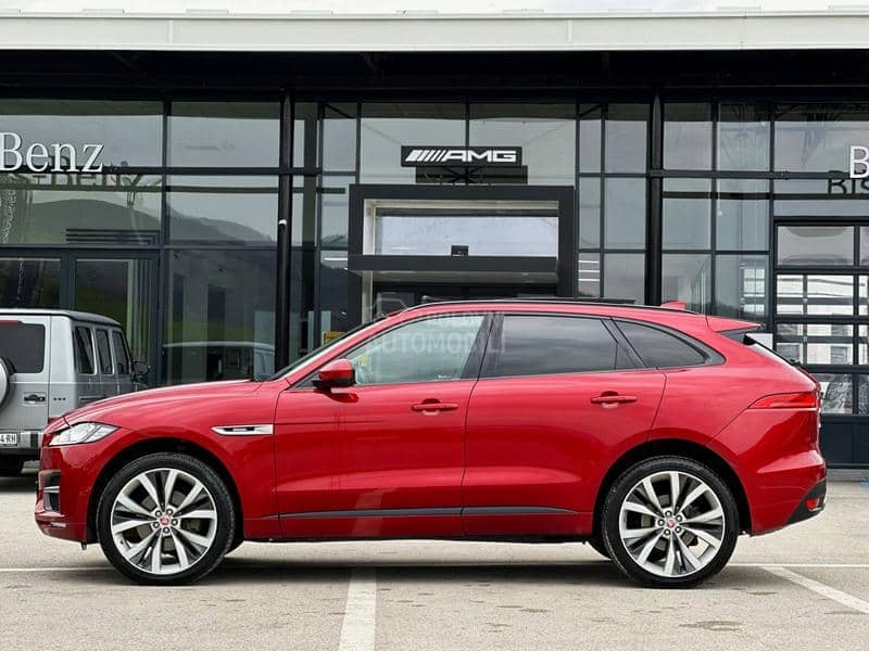 Jaguar F pace 