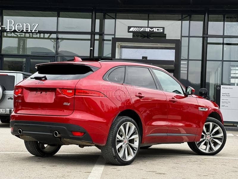 Jaguar F pace 