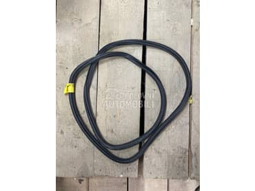 keder prednjih levih vrata za Volkswagen Passat B8