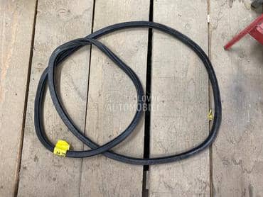 keder zadnjih desnih vrata za Volkswagen Passat B8