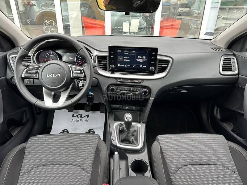 Kia cee`d 1.0 T-GDI