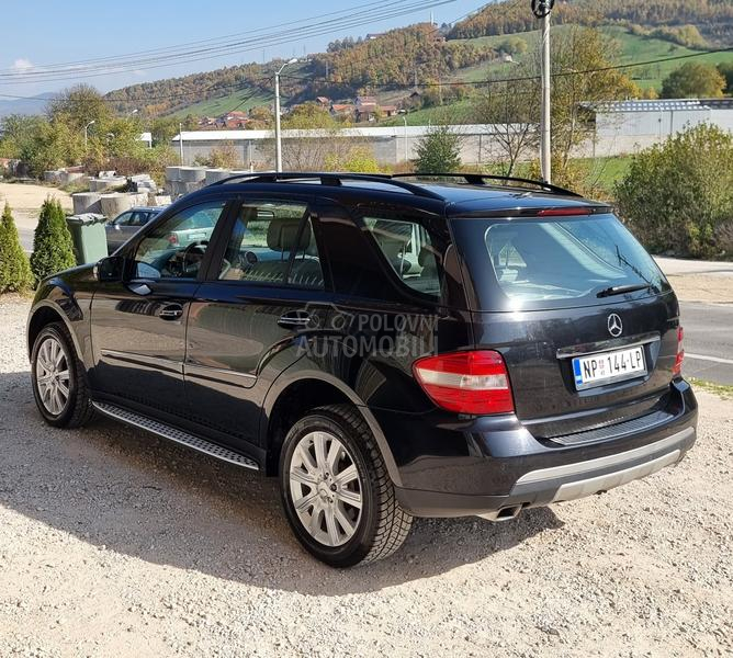 Mercedes Benz ML 280 Na Opruge