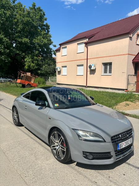 Audi TT 