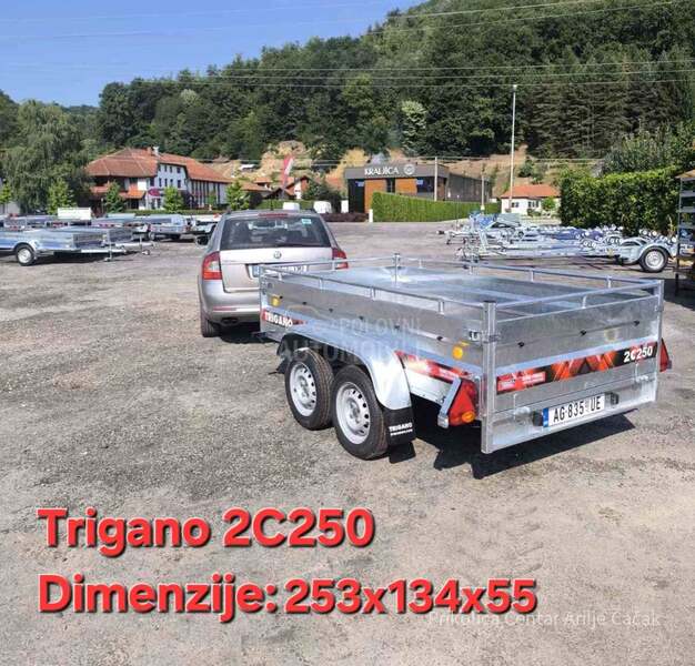 Trigano AUTO PRIKOLICE
