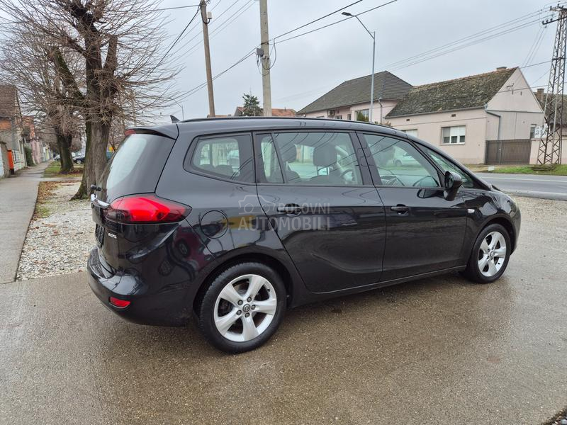 Opel Zafira 2.0  CDTI