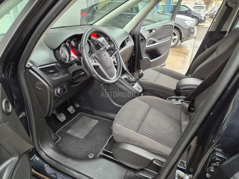 Opel Zafira 2.0  CDTI