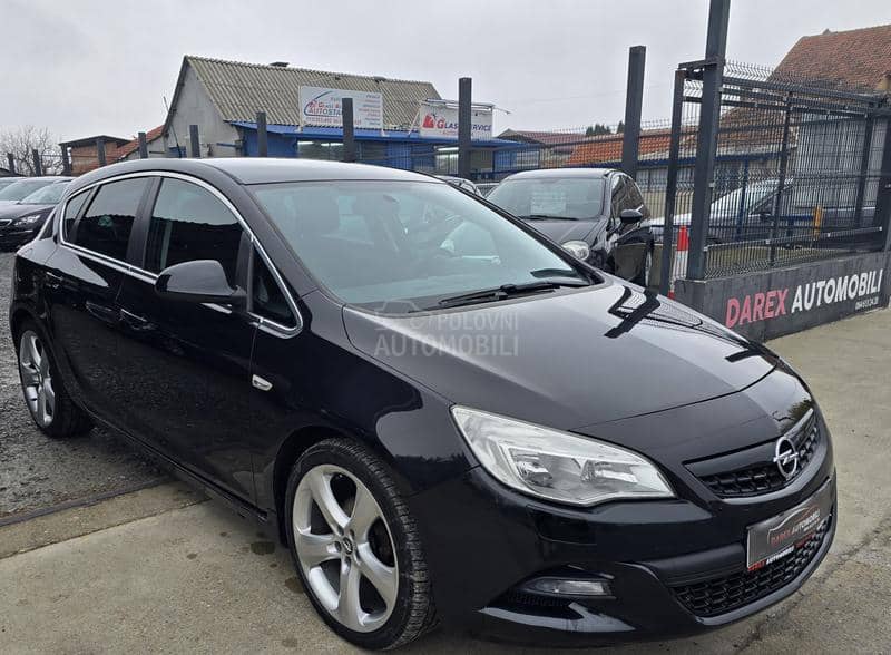 Opel Astra J 1.4 B N.A.V.I