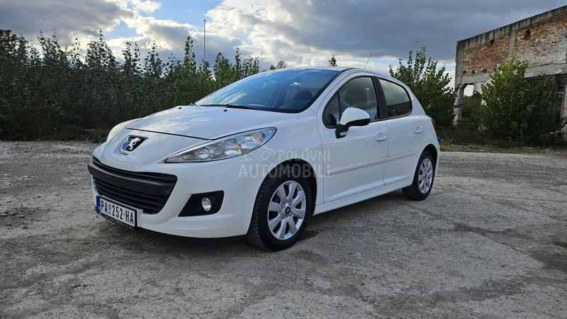 Peugeot 207 1.4 8v M.ETAN