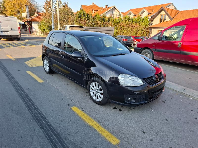 Volkswagen Golf 5 1.6