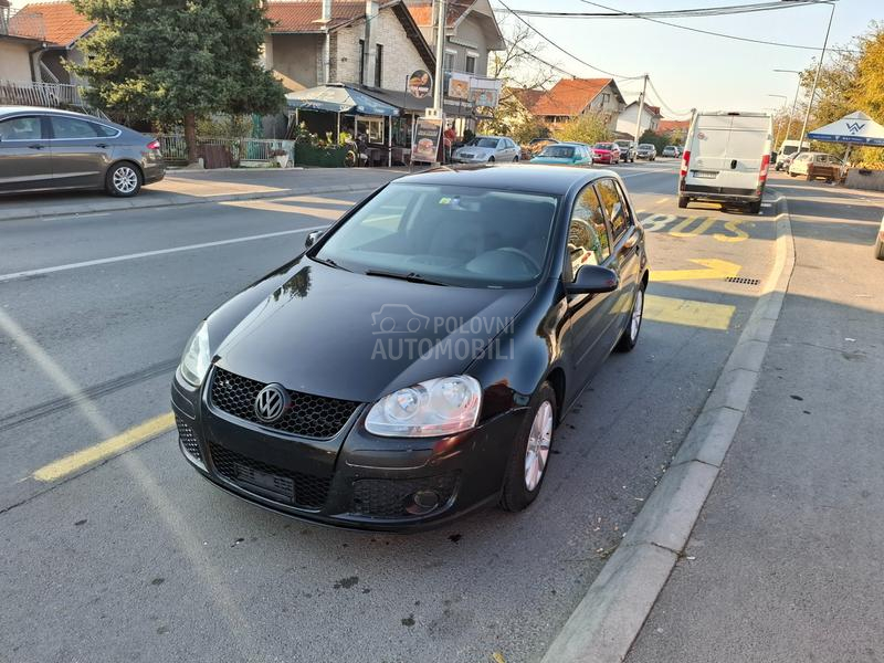 Volkswagen Golf 5 1.6